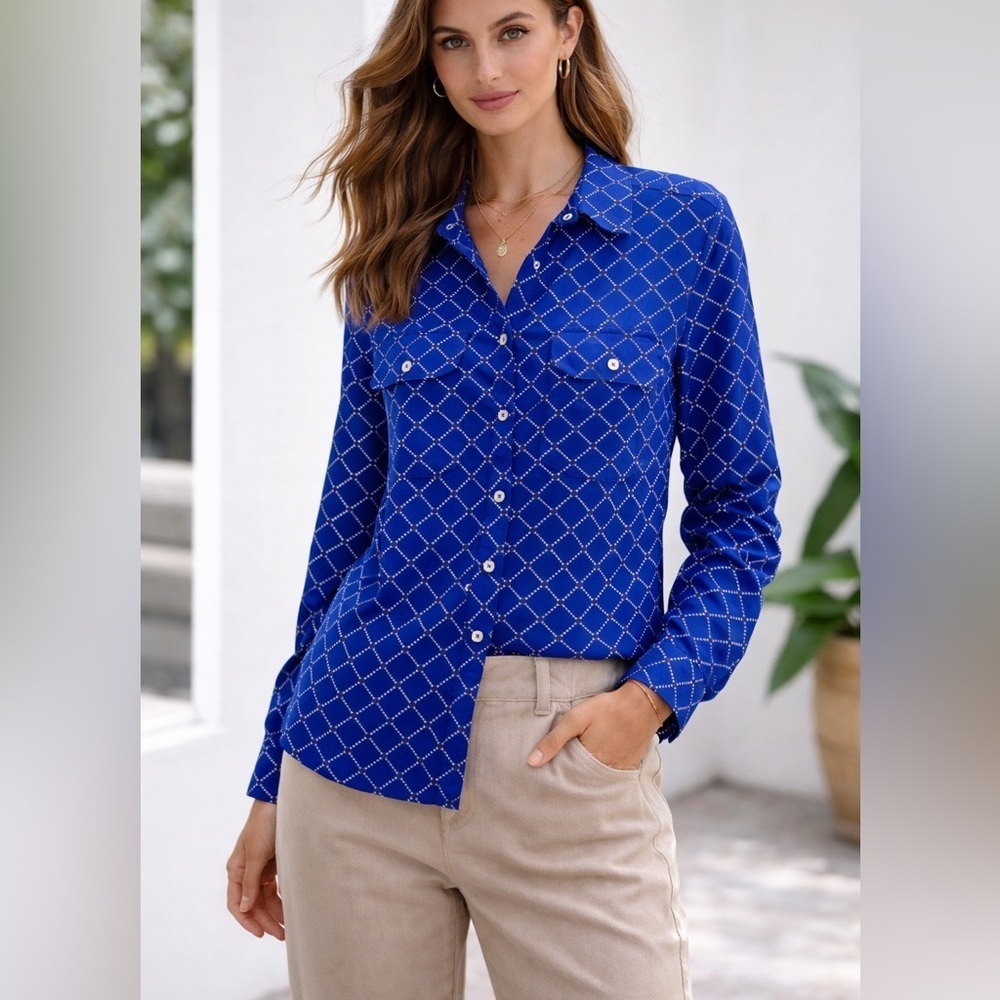 Notations Blue and White Patterned Long Sleeve Button Up Blouse Size Small
